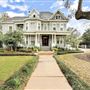 1565 Dauphin St